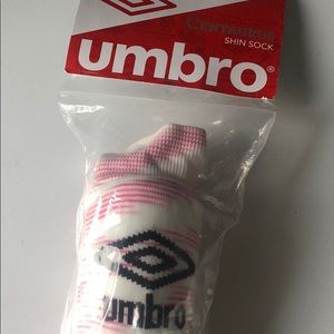 Kids Umbro Shin guard sock, sz small, pink & white